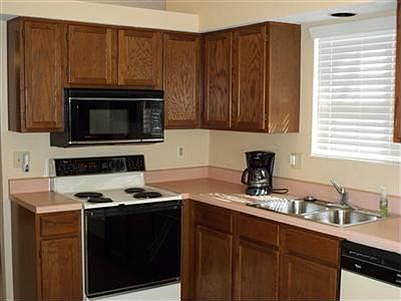 4th image of 1184 Nutmeg Ct