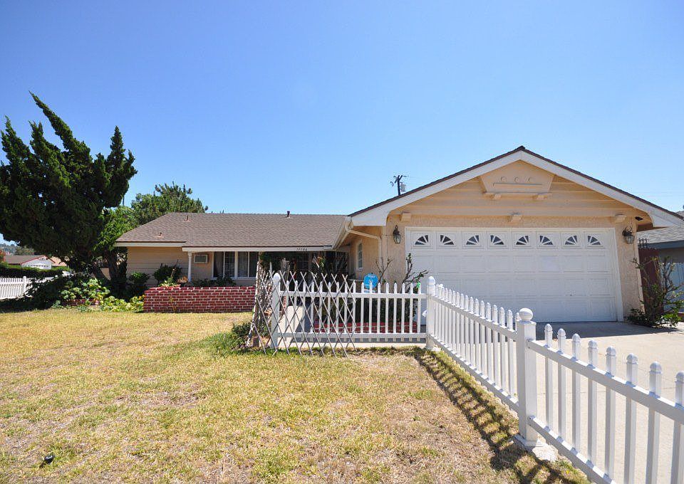 1st image of 19584 Markstay St