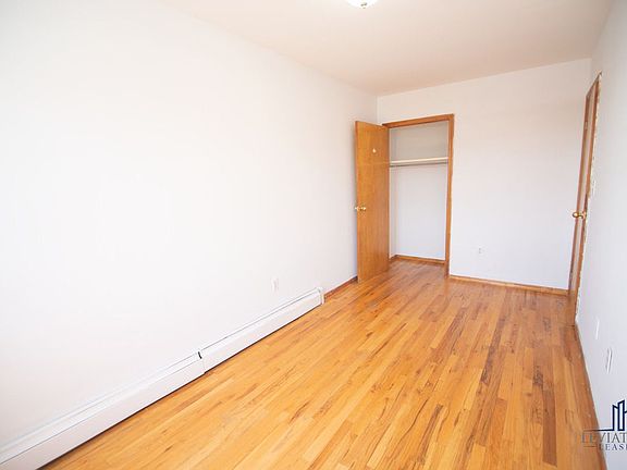 3rd image of 341 20th St APT 4A