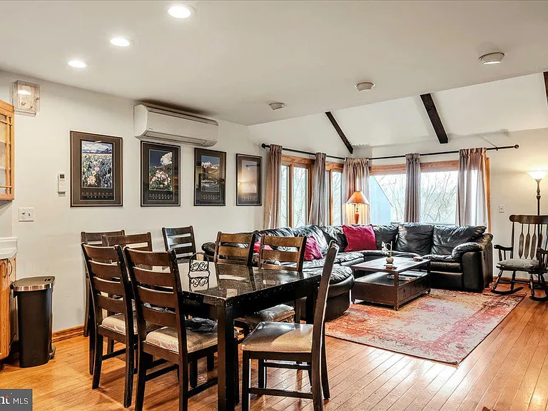 31 Middle Village Way — Photo 14