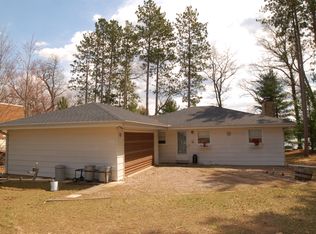 N5540 N Wilson Lake Cir, Wild Rose, WI 54984