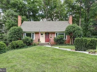 8640 Cromwell Dr, Springfield, VA 22151