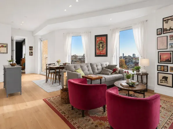 58 Vanderbilt Avenue image 1 of 29