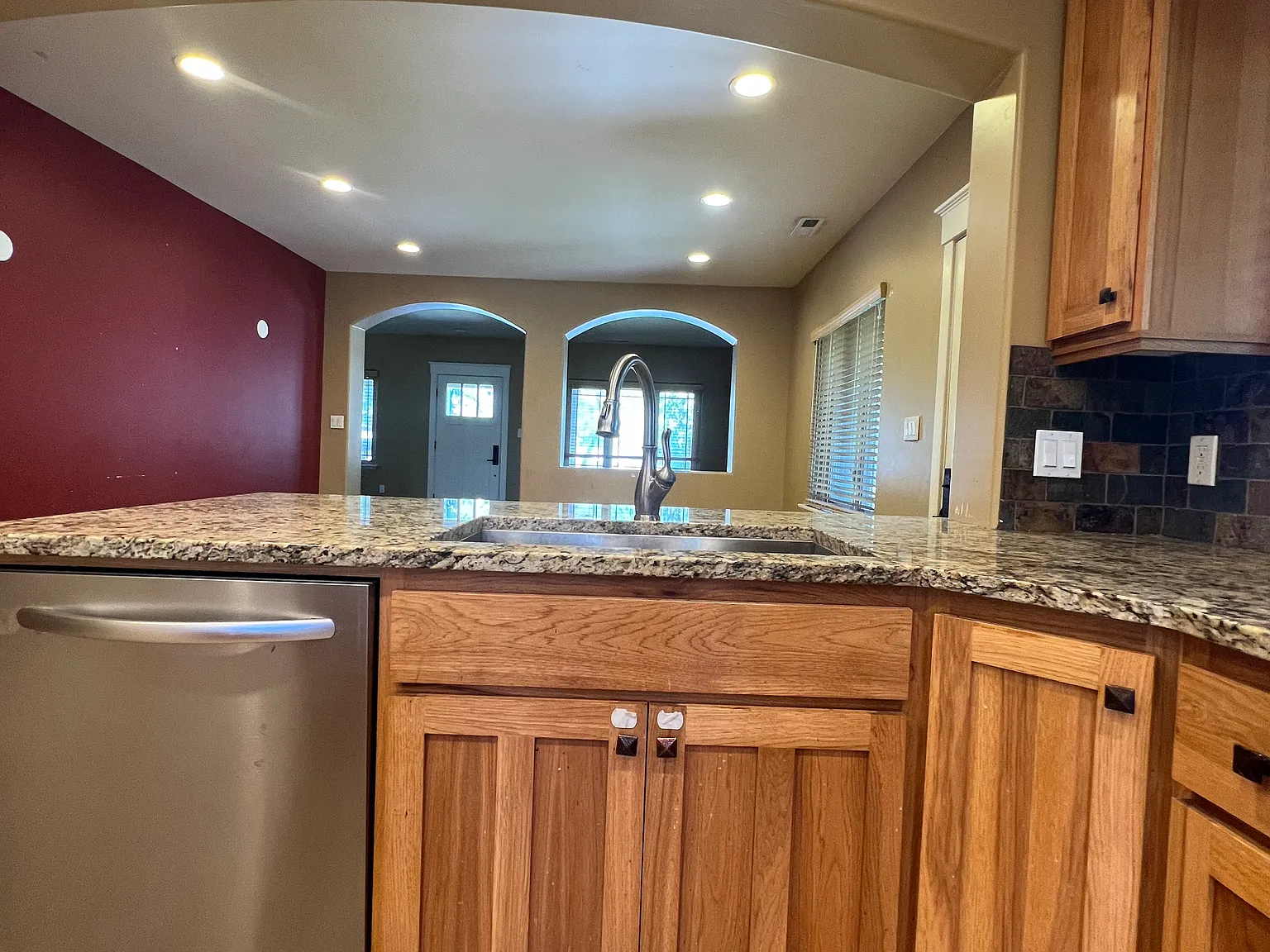 2 bed, 1456 sqft, $1,700 — Photo 3
