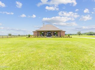 1915 Crochet Rd, New Iberia, LA 70563