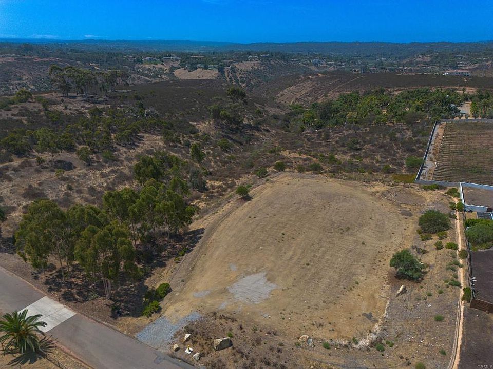 1st image of Artesian Road Near End Of Rio Vista Road 8 Apn 267 #8-146