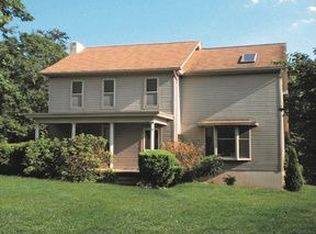 116 Indian Trail Rd, Lykens, PA 17048