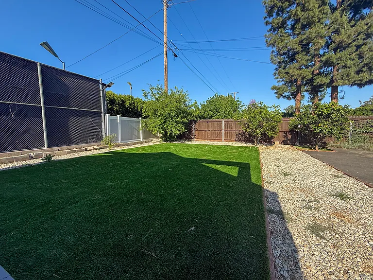 17353 Gresham St — Photo 17