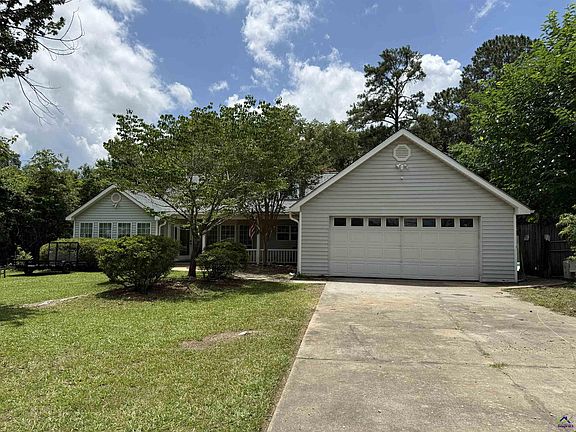2nd image of 293 Osage Cir