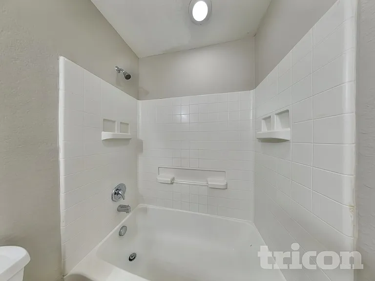 8927 Summer Valley Ln — Photo 11