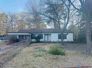 913 W Calhoun St, Magnolia, AR 71753