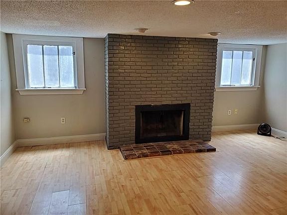 2nd image of 7707 Jeannette St #B