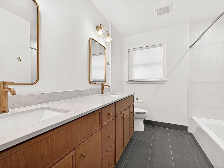 5422 Hummingbird St — Photo 30