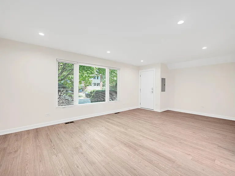 511 Forest Ave #1 — Photo 8