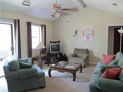 3rd image of 3110 Heatherwood Dr