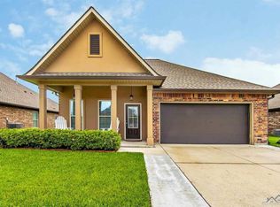 125 Chestnut Ridge Dr, Gray, LA 70359