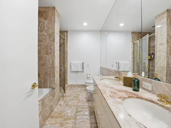 845 United Nations Plaza image 11 of 50