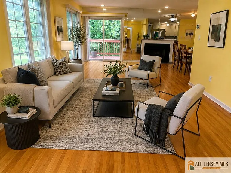 126 Mary Alice Ct — Photo 4