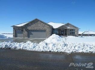 1720 Mel Ros Dr, Aberdeen, SD 57401