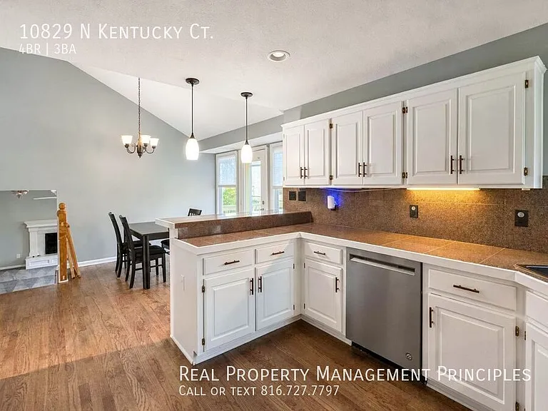 10829 N Kentucky Ct — Photo 5