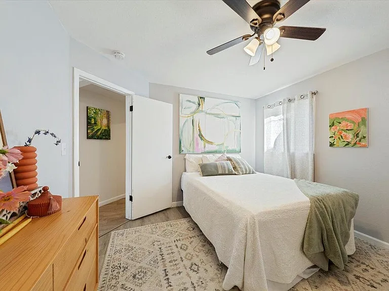 638 S 4th St — Photo 14