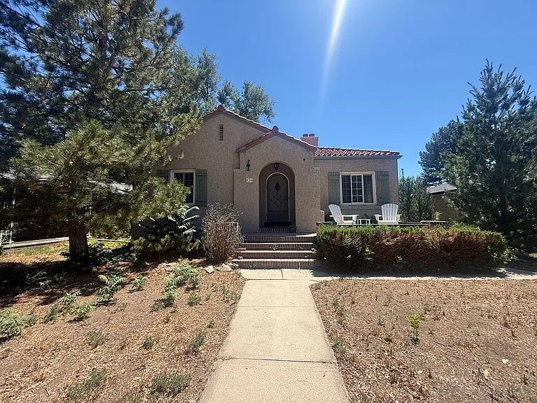 834 N Newport St — Photo 2