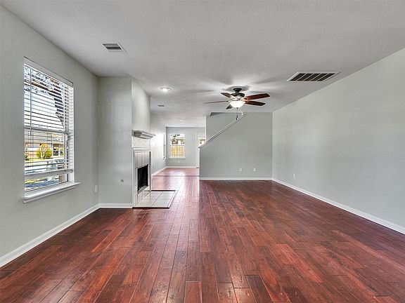 2nd image of 3022 Rustling Chestnut St