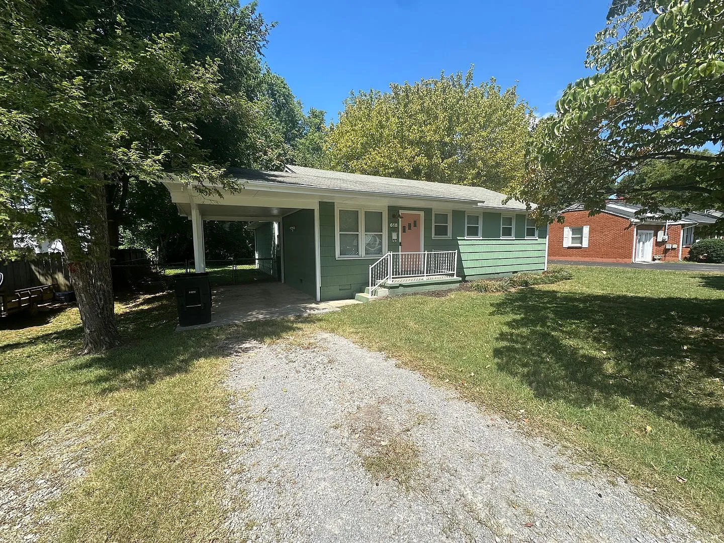 618 Spencer Dr. — Photo 2