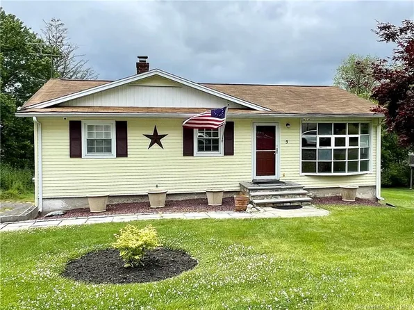 5 Curtis Avenue, New Fairfield, CT 06812