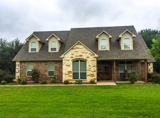 220 Whispering Oaks, China Spring, TX 76633