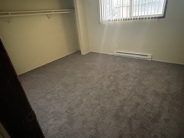 301 NW Cary St #301 — Photo 11