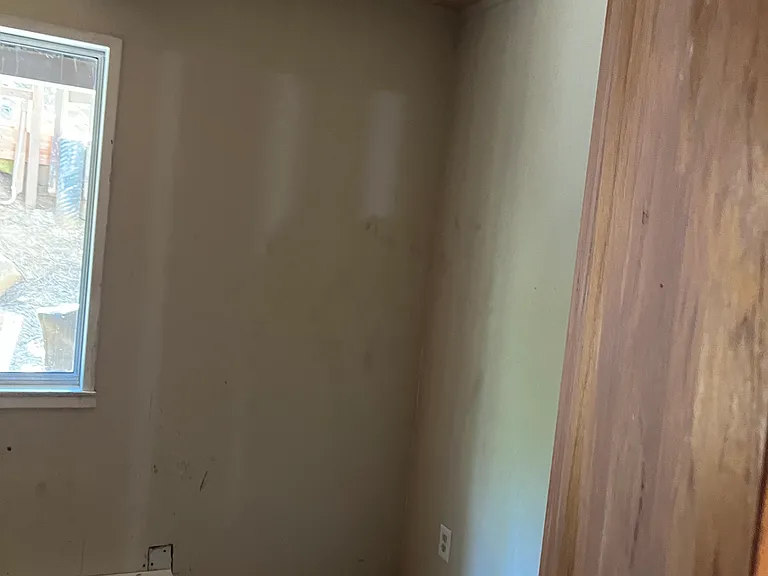 25211 Deborah Dr — Photo 10