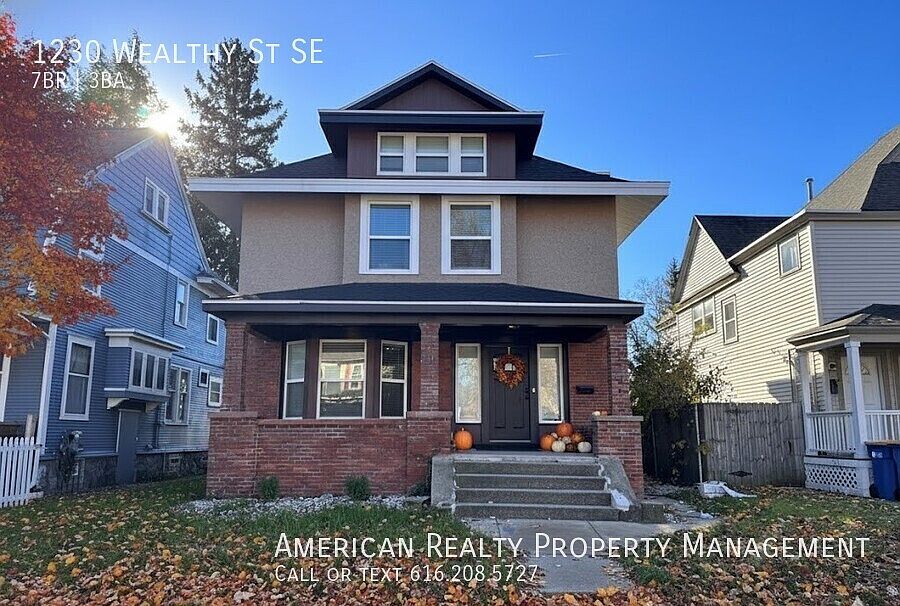 1st image of 1230 Wealthy St SE
