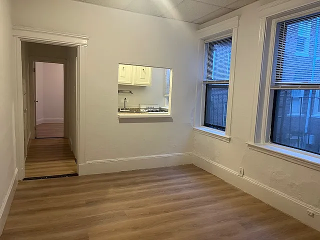 24 Phillips St #5 — Photo 1