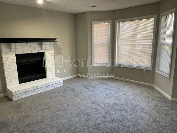 5th image of 1092 Dassow Ct