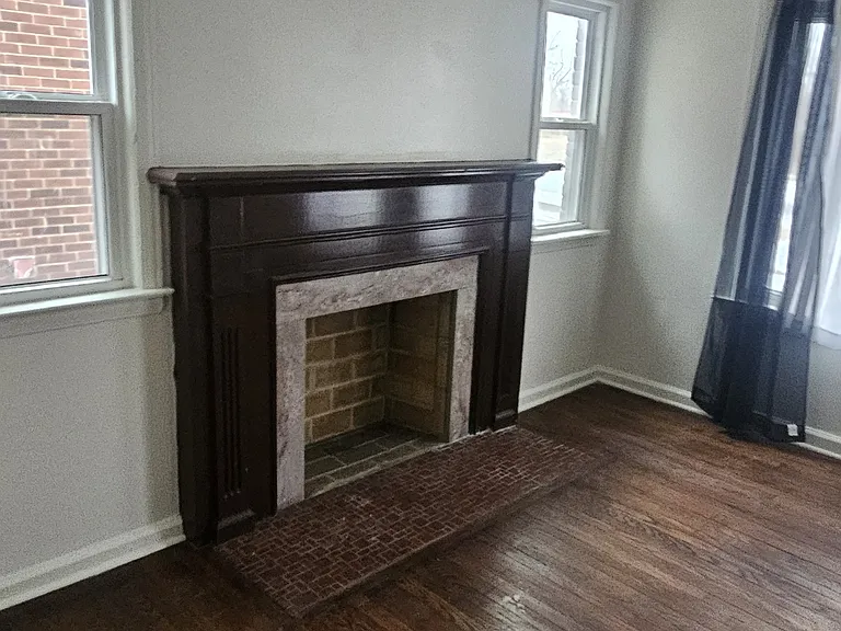 14481 Maddelein St — Photo 33