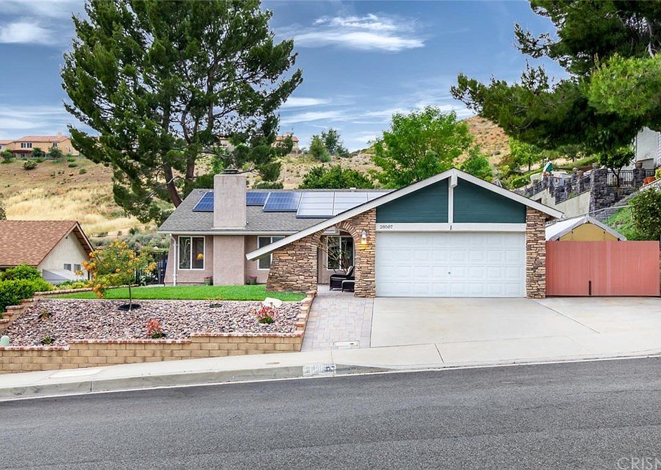1st image of 28507 Alder Peak Ave