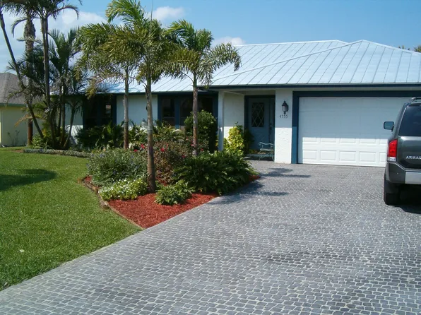 4755 SE Manatee Ter, Stuart, FL 34997