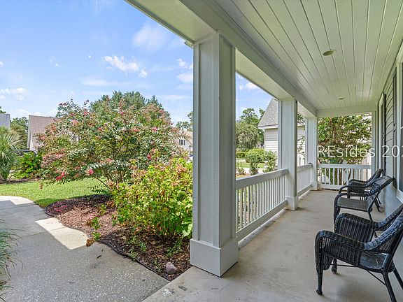 5th image of 17 Tucker Ridge Ct