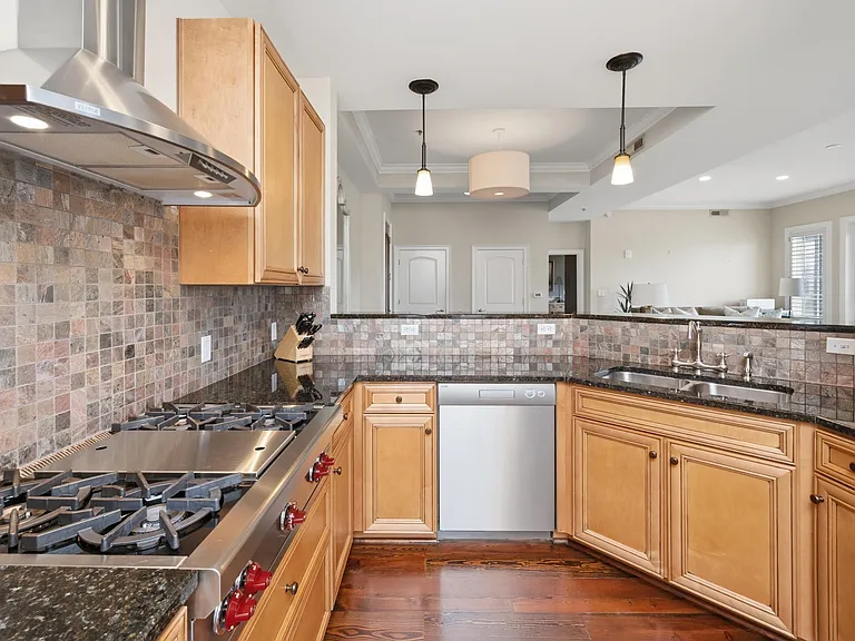 2600 Highland Ave S #701 — Photo 9
