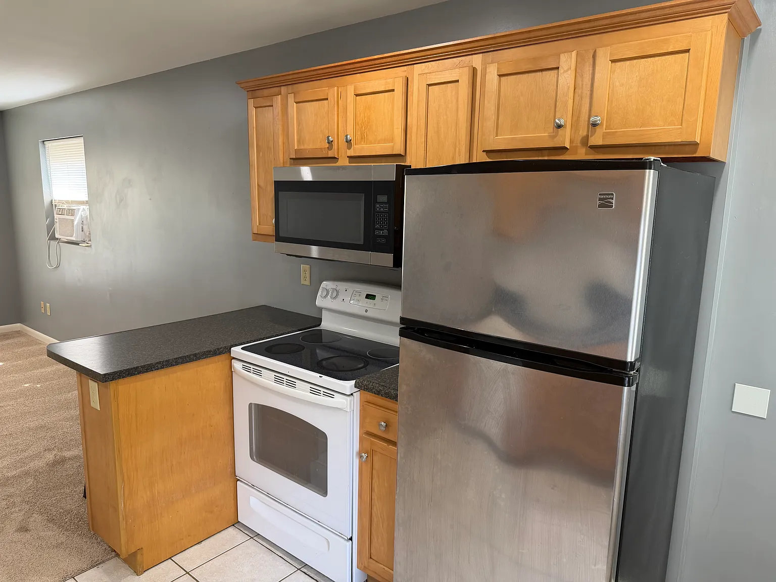2 bed, 850 sqft, $1,050 — Photo 4