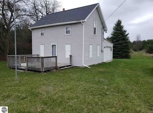 9318 W Walker Rd, Manton, MI 49663
