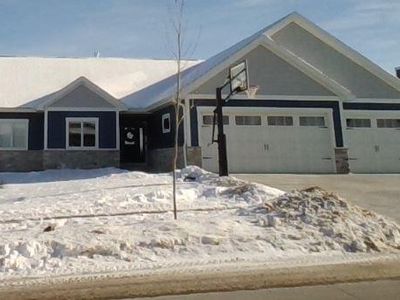 309 South Brookwood Drive, Mount Horeb, WI, 53572