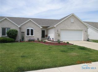 4306 Waterbend Dr, Maumee, OH 43537