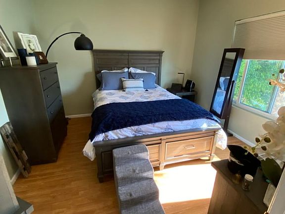 4th image of 11666 N 28th Dr Unit 225
