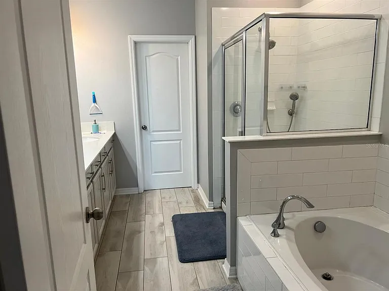 393 Evertree Loop — Photo 17