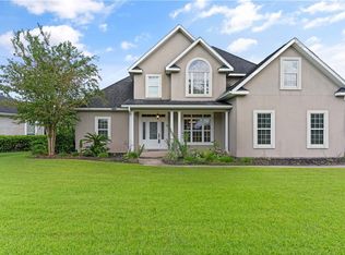 102 Herons Nest Cir, Kingsland, GA 31548