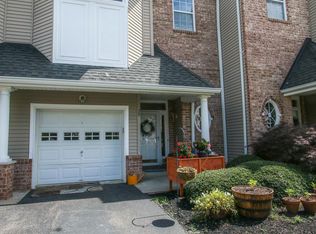 28 Bryce Ln, Manahawkin, NJ 08050