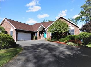 3725 Parker Rd S, Seneca Falls, NY 13148