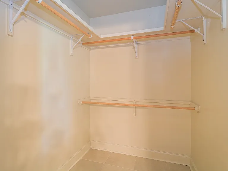 926 Lillian Michel Dr — Photo 20